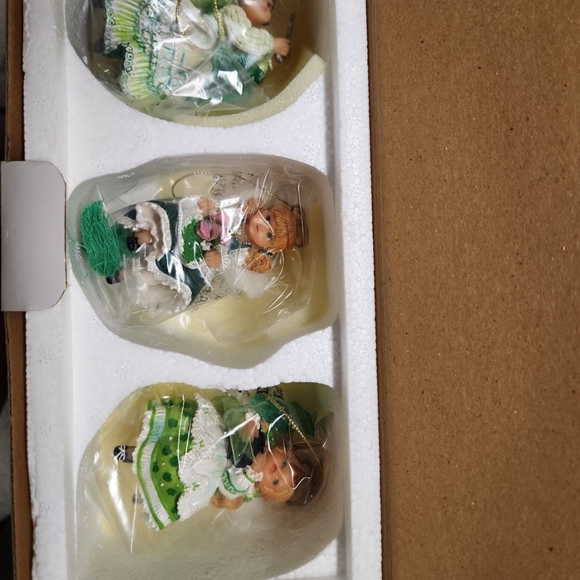 Heirloom Ornaments from Ashton-Drake - Picture 3 of 6